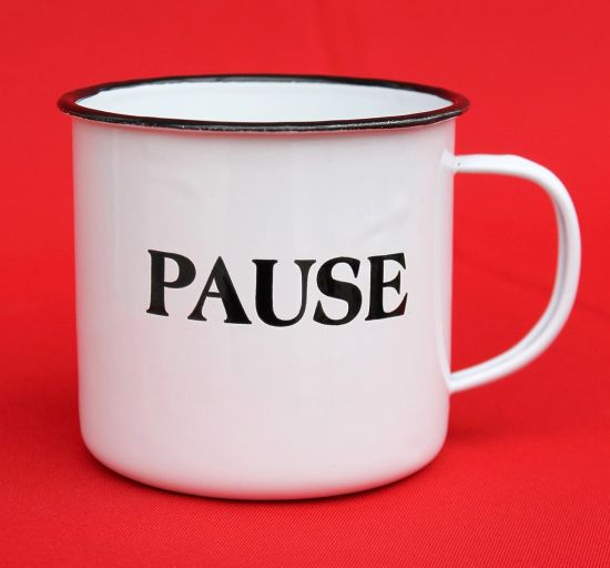 Emaille Tasse 51220 „Pause“ Becher emailliert 10 cm Kaffeebecher Kaffeetasse Teetasse