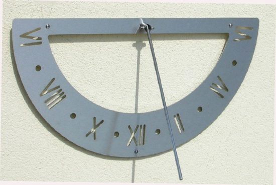 DanDiBo Sundial Stainless steel for wall mounting 70 cm Stainless steel 96206 Adjustable Weatherproof Garden clock Modern metal