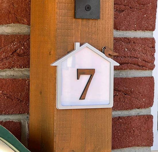 DanDiBo Hausnummer Schild Hausnummernschild L Aufkleber Zimmernummer für Haus Hotel Tür Türnummer selbstklebend UV beständig
