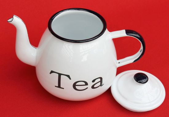 Teekanne 582AB TEA Weiß emailliert 14cm Wasserkanne Kanne Kaffeekanne Emaille Nostalgie